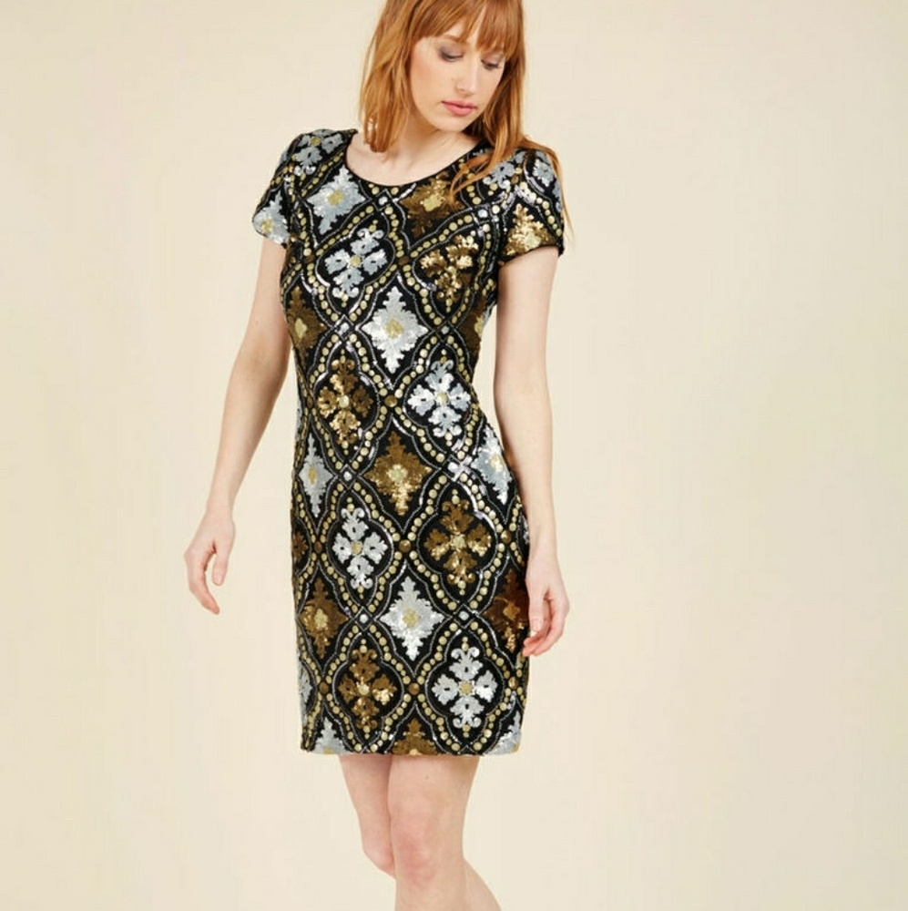 Modcloth maia golden opera-tunity dress
